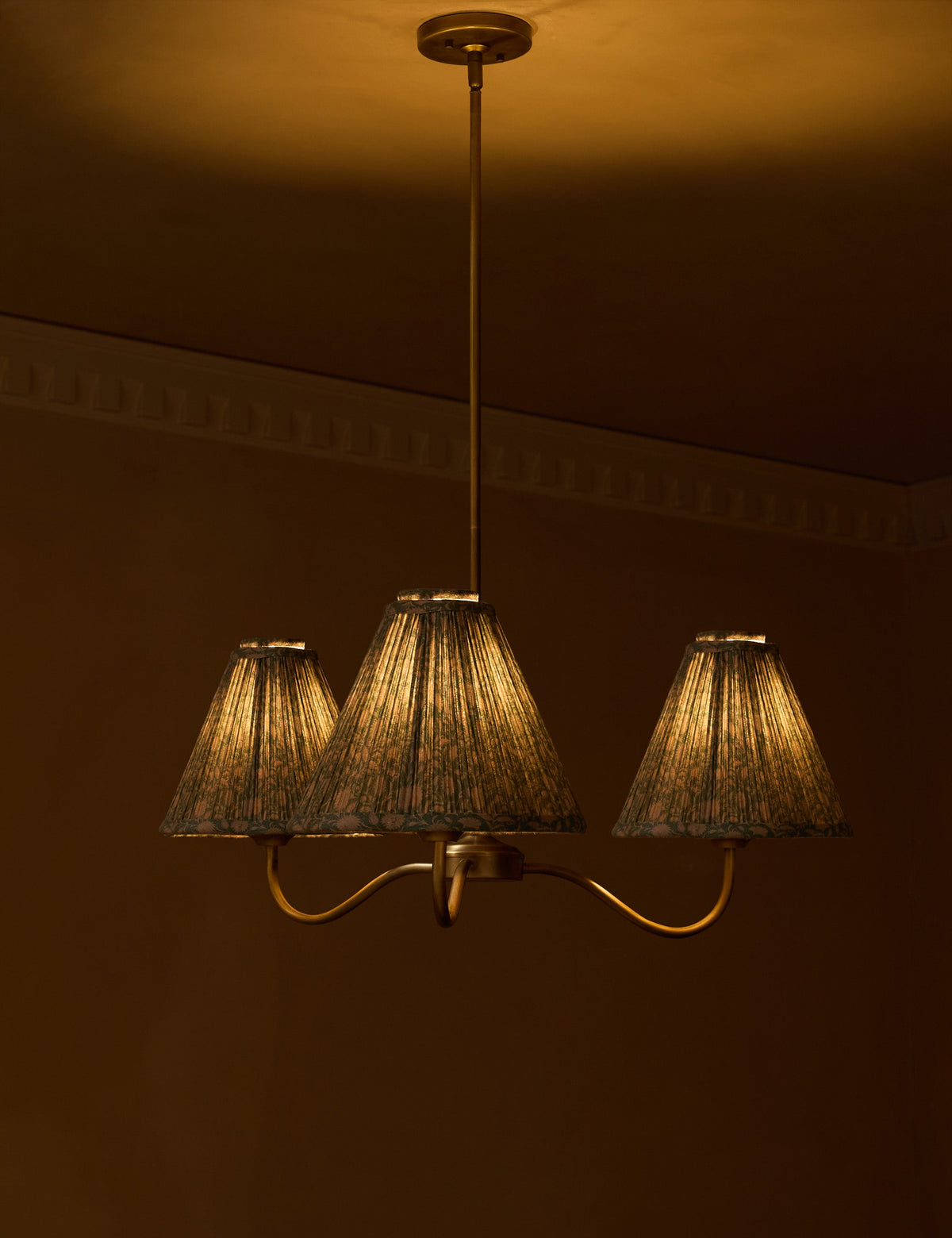 Jordan Chandelier - Dining Room Chandelier Fixture for Dining Rooms