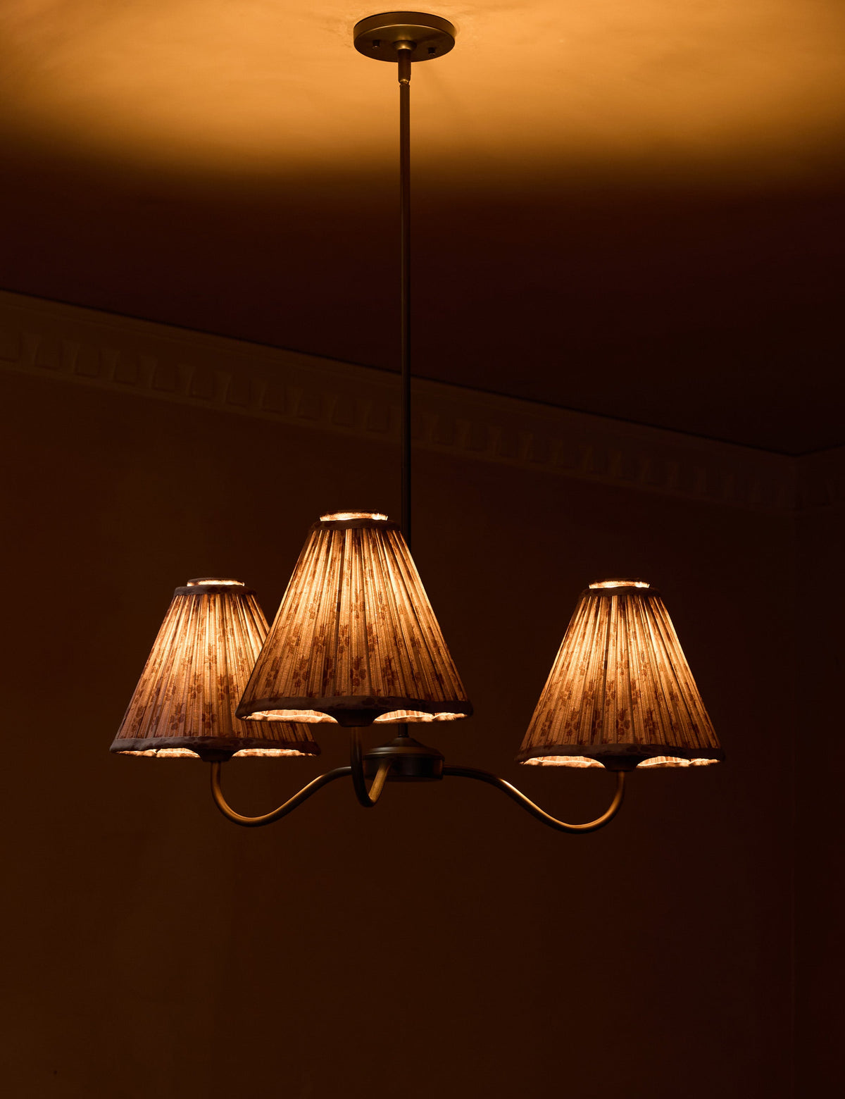 Jordan Chandelier - Dining Room Chandelier Fixture for Dining Rooms