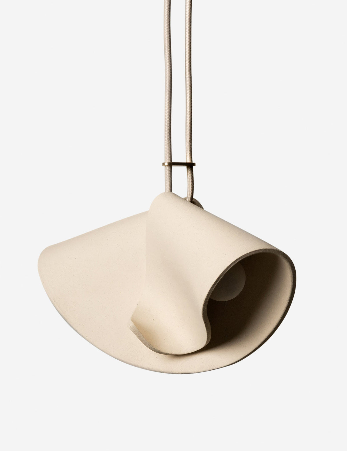 Shado Pendant - Modern Ceiling Pendant Light for Dining Rooms