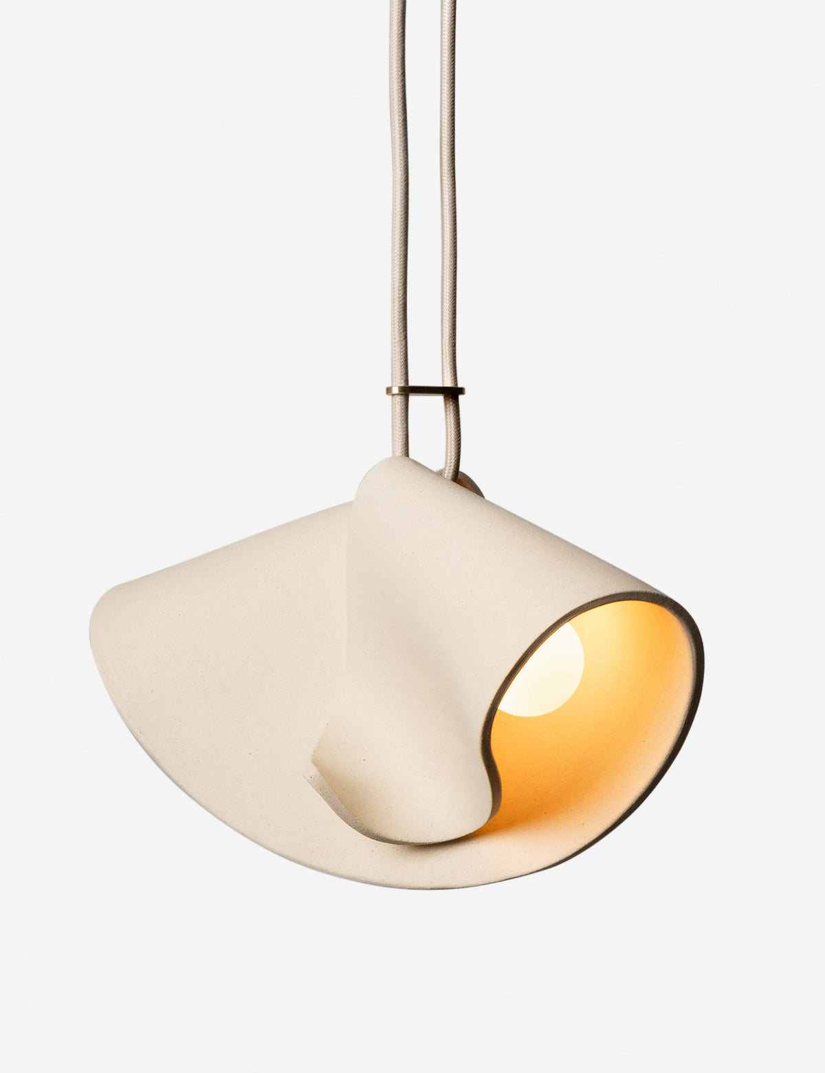 Shado Pendant - Modern Ceiling Pendant Light for Dining Rooms
