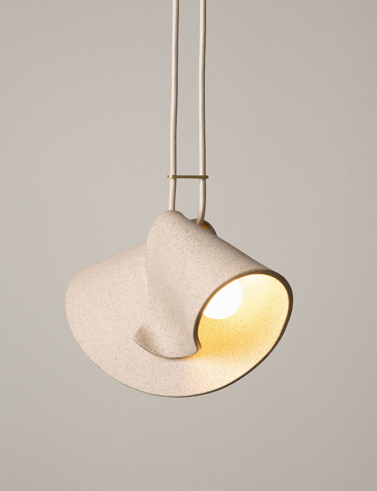 Shado Pendant - Modern Ceiling Pendant Light for Dining Rooms