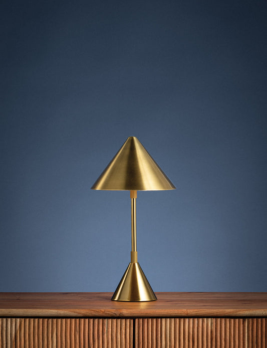 Brasseur Cordless Table Lamp - Cordless Rechargeable Lamp Light