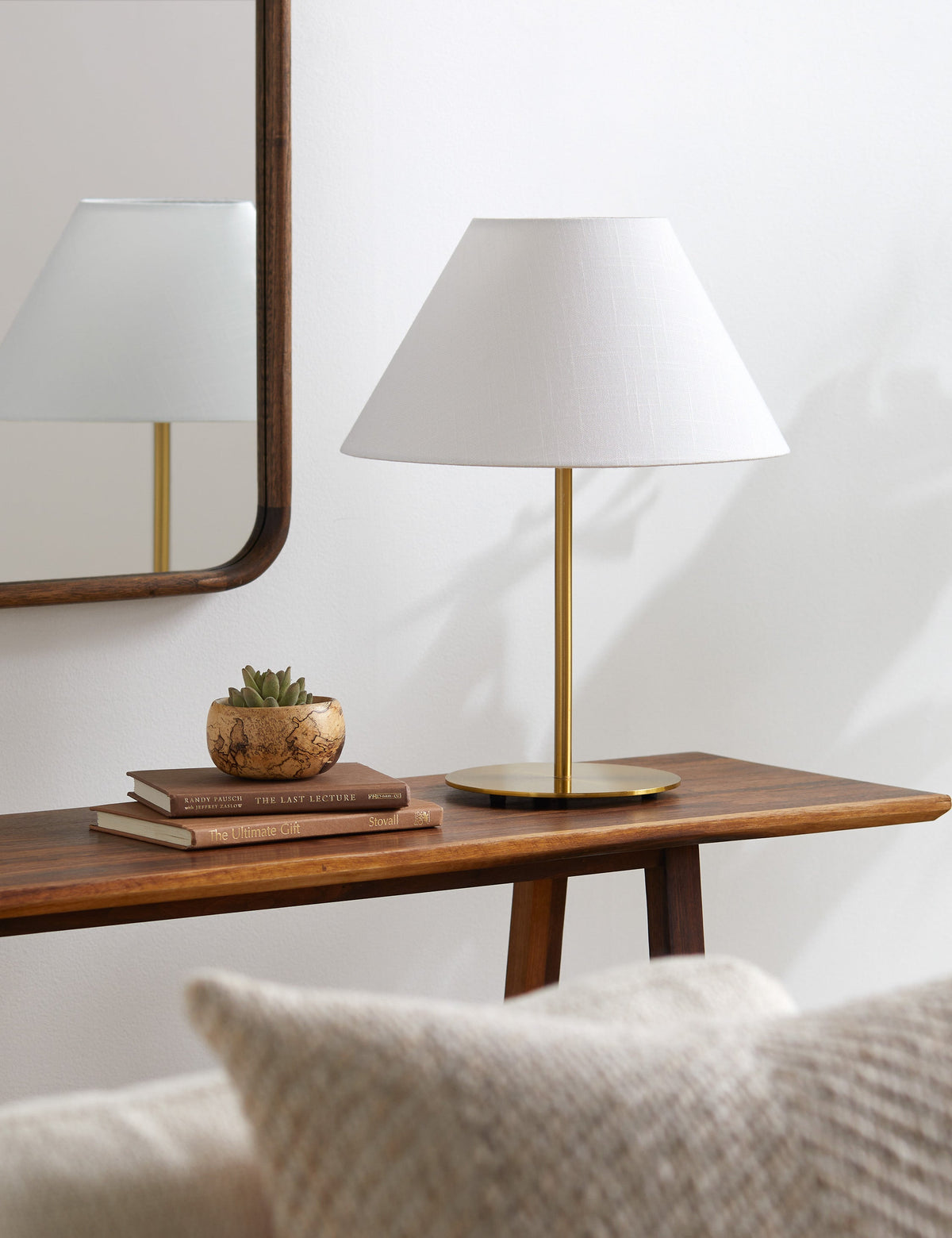 Sindre Table Lamp - Designer Table Lamp for Nightstands Light