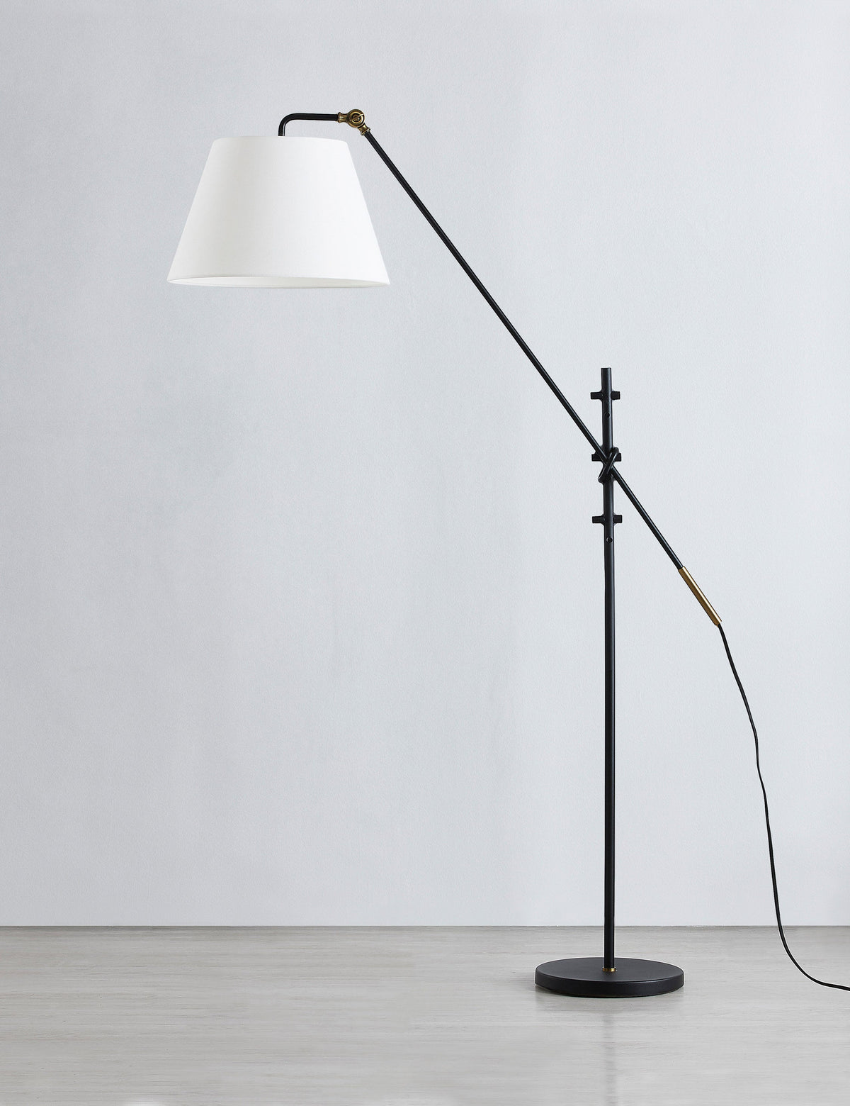 Navin Floor Lamp - Living Room Floor Lamp for Living Rooms Light